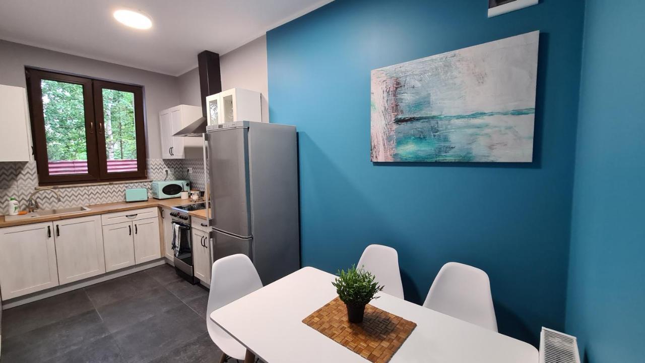 Urocze Apartamenty Na Wsi Goledzinow Exterior photo