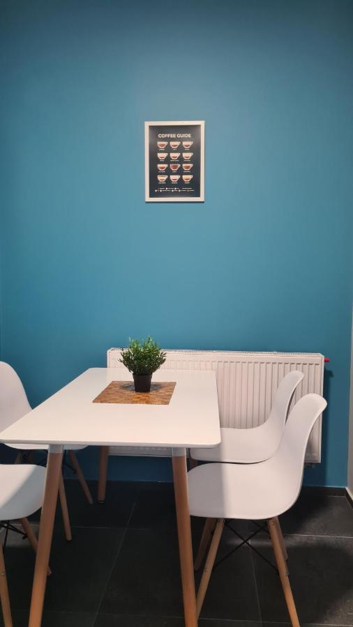 Urocze Apartamenty Na Wsi Goledzinow Exterior photo